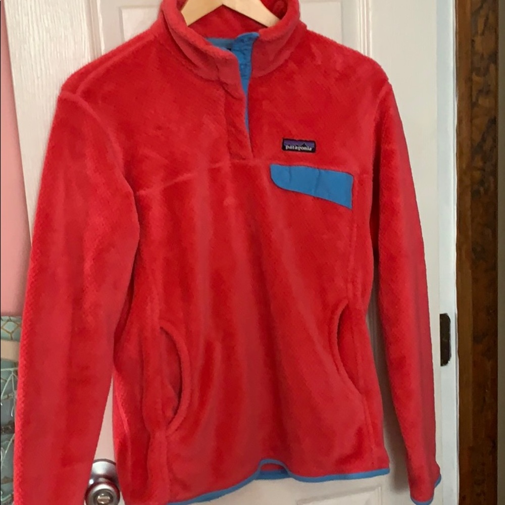 Patagonia Pullover / Size Large / Pink & Blue